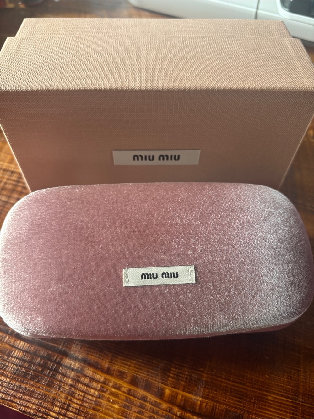 Miu Miu Black runway sunglasses - Picture 2 of 4